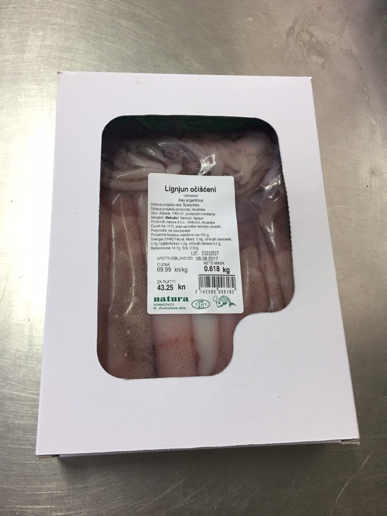 Lignjun očišćeni argentina premium